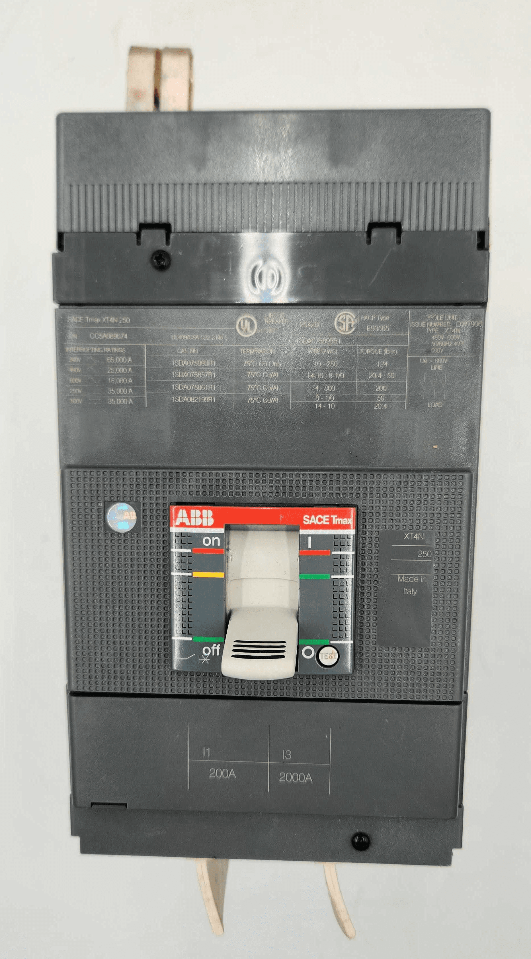 ABB XT4NU2200AYJ000XXX Circuit Breaker — image 1 of 8
