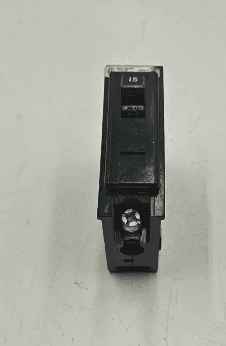 Cutler-Hammer QBHW1015 Circuit Breaker — image 1 of 7