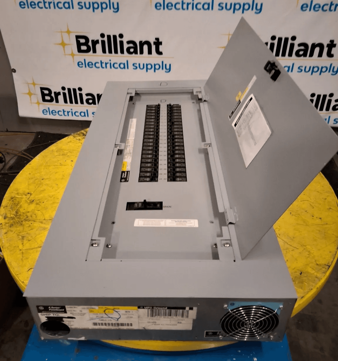 GE AQF3422ABX Panelboard 225A 208Y/120V 42 Cir NEMA 1