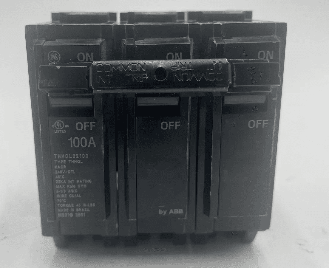 GE THHQL32100 Circuit Breaker — image 1 of 7