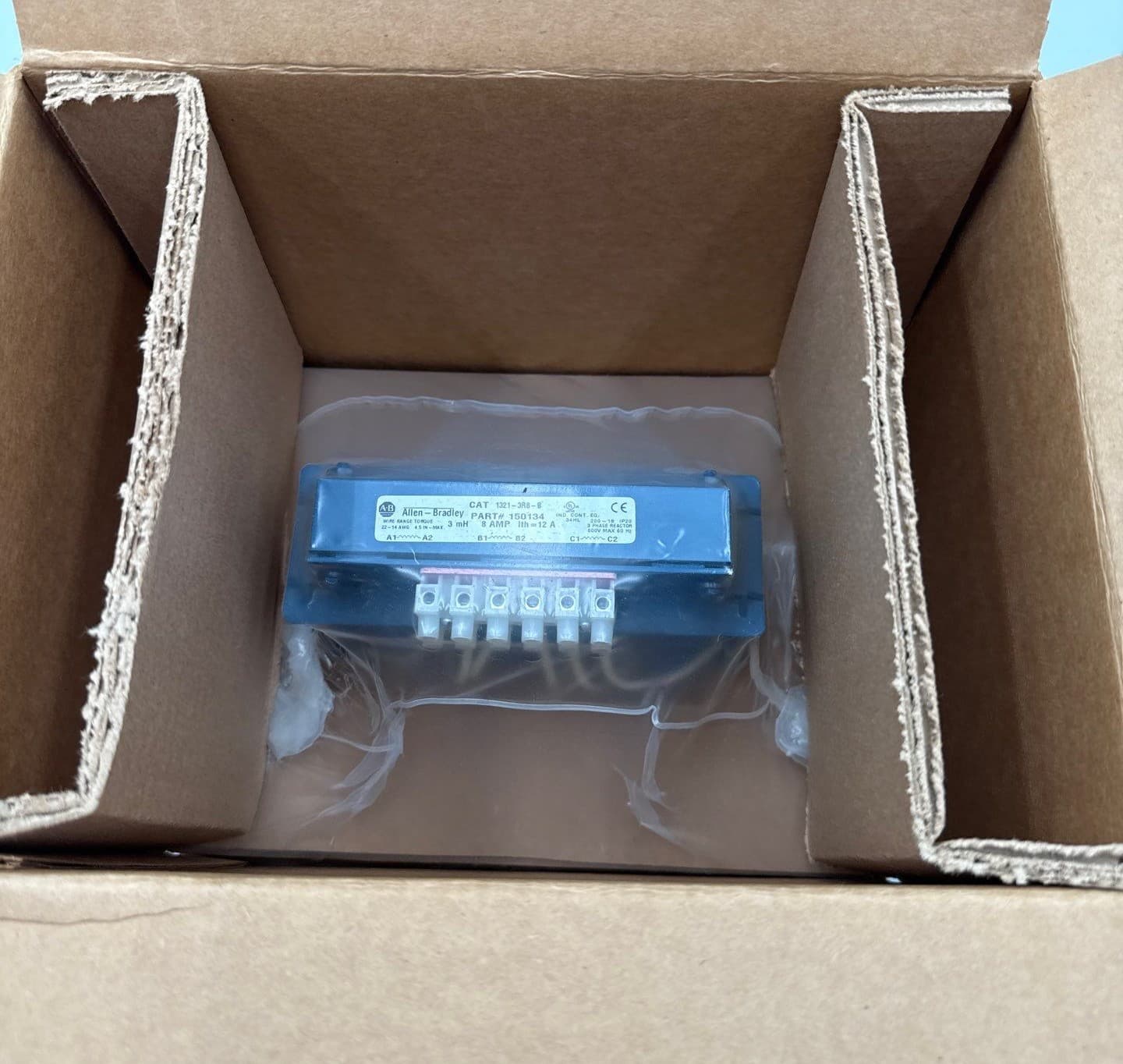 Allen Bradley 1321-3R8-B Line Reactor 3PH 3mH 8A 600V IP20 Open Type – image 1