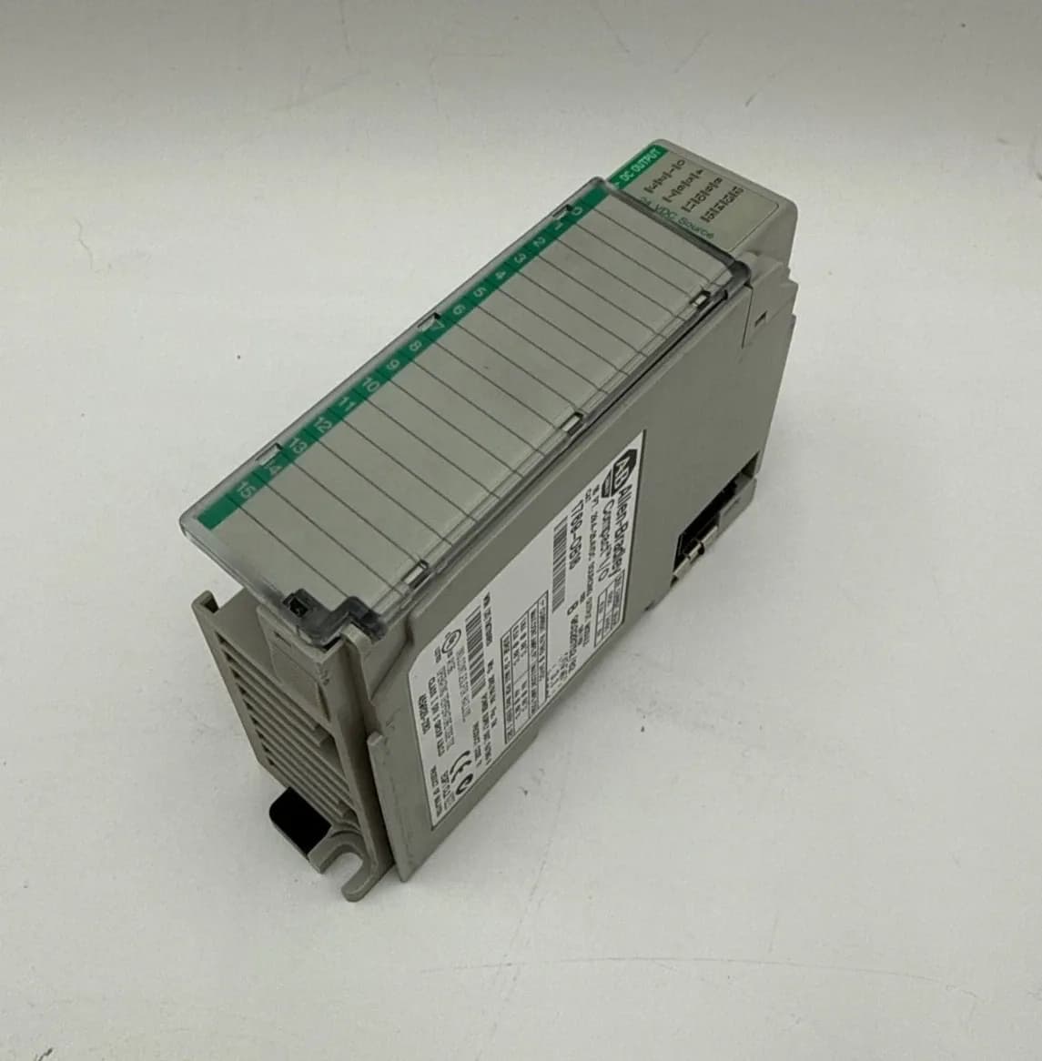 Allen-Bradley 1769-OB16 PLC — image 1 of 6