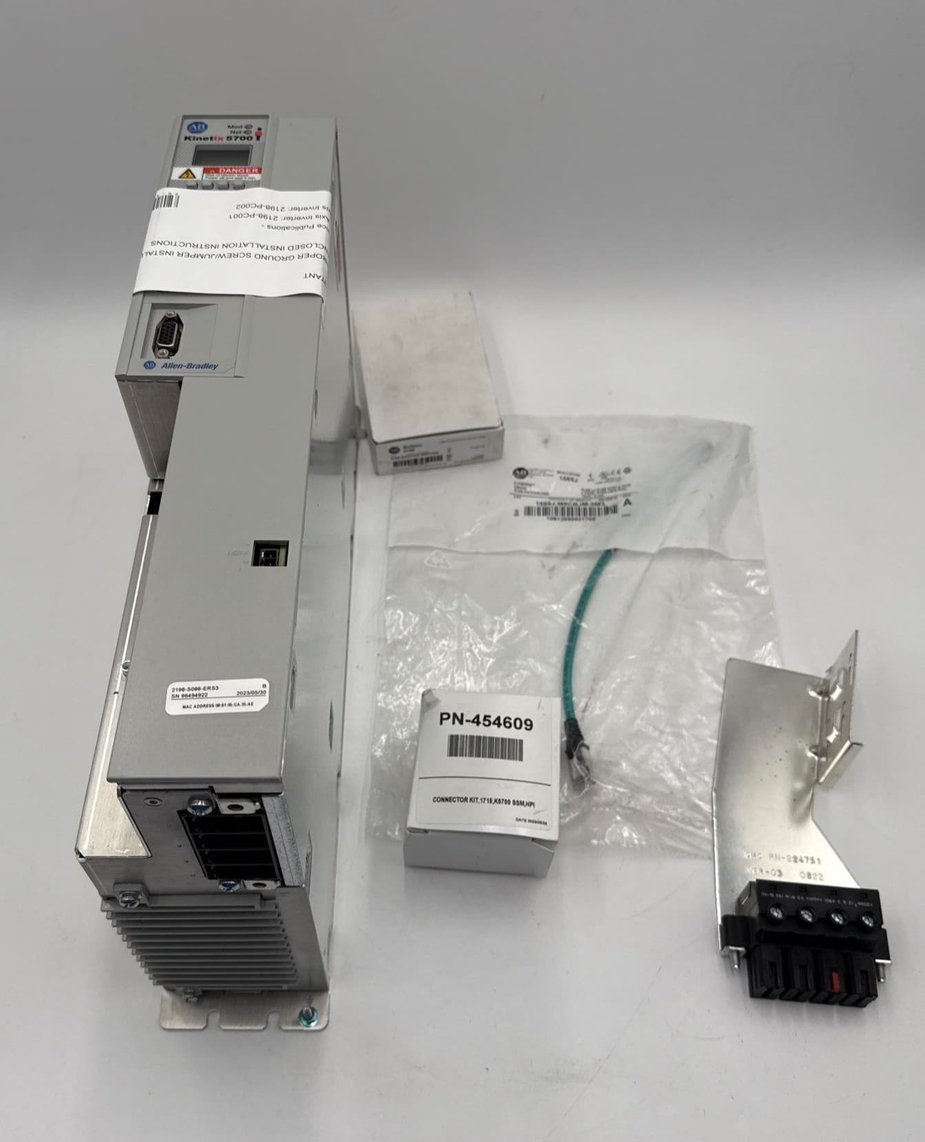Allen-Bradley 2198-S086-ERS3 PLC — image 1 of 10