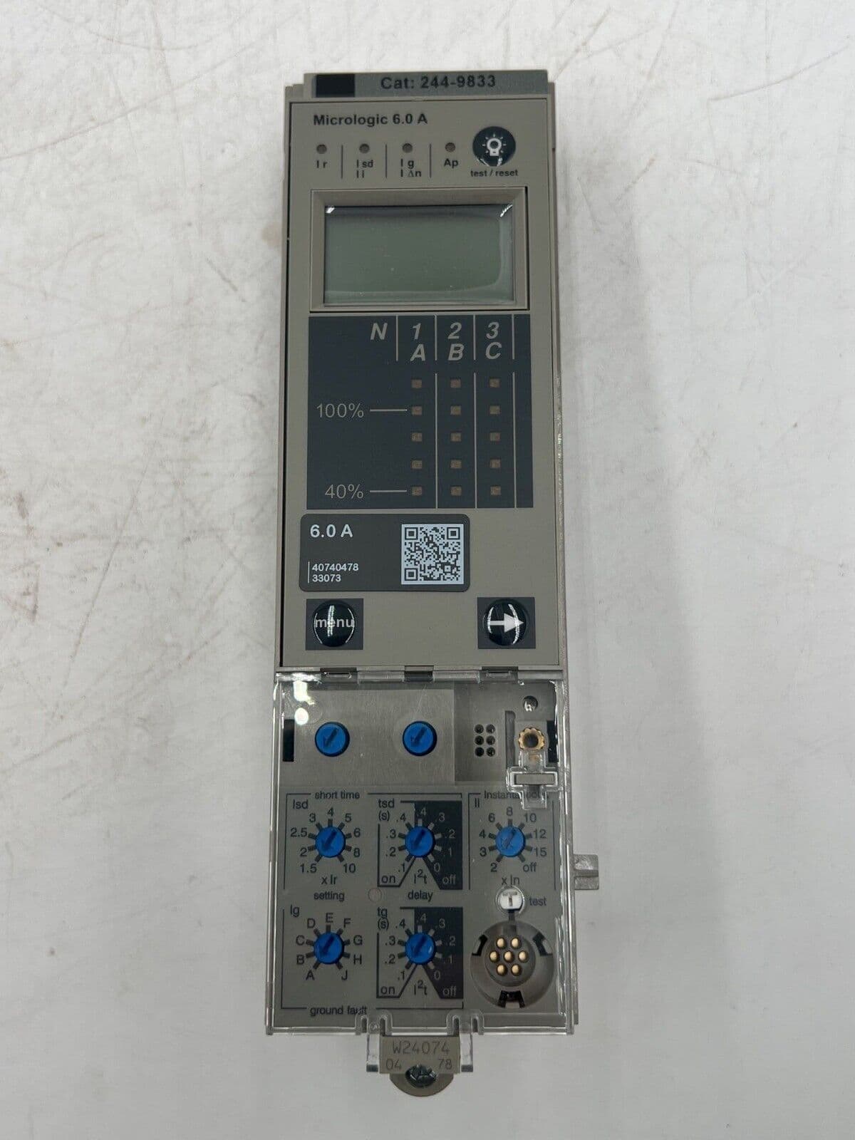 Square D Schneider 2449833 33073 – image 1