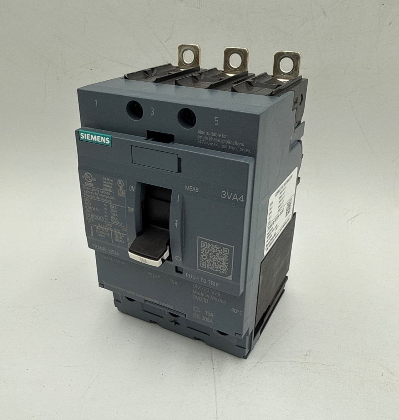Siemens 3VA4195-5ED34-0AA0 Circuit Breaker 15A 3P 600V 3VA4 15 Amp Frame 125M – image 1