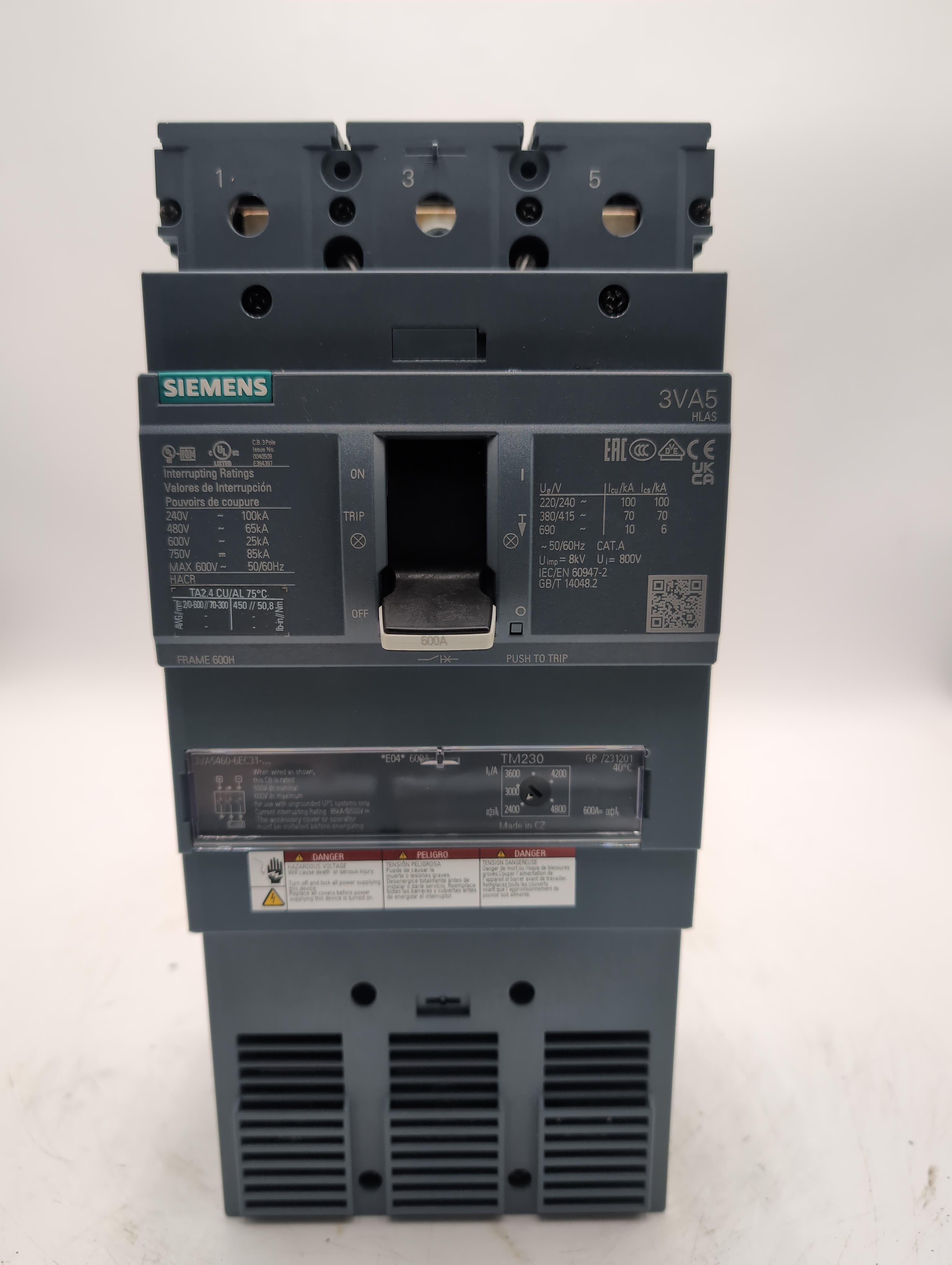 Siemens 3VA5460-6EC31-0AA0 600A 3-Pole Circuit Breaker 65k 3VA5 Sentron Used