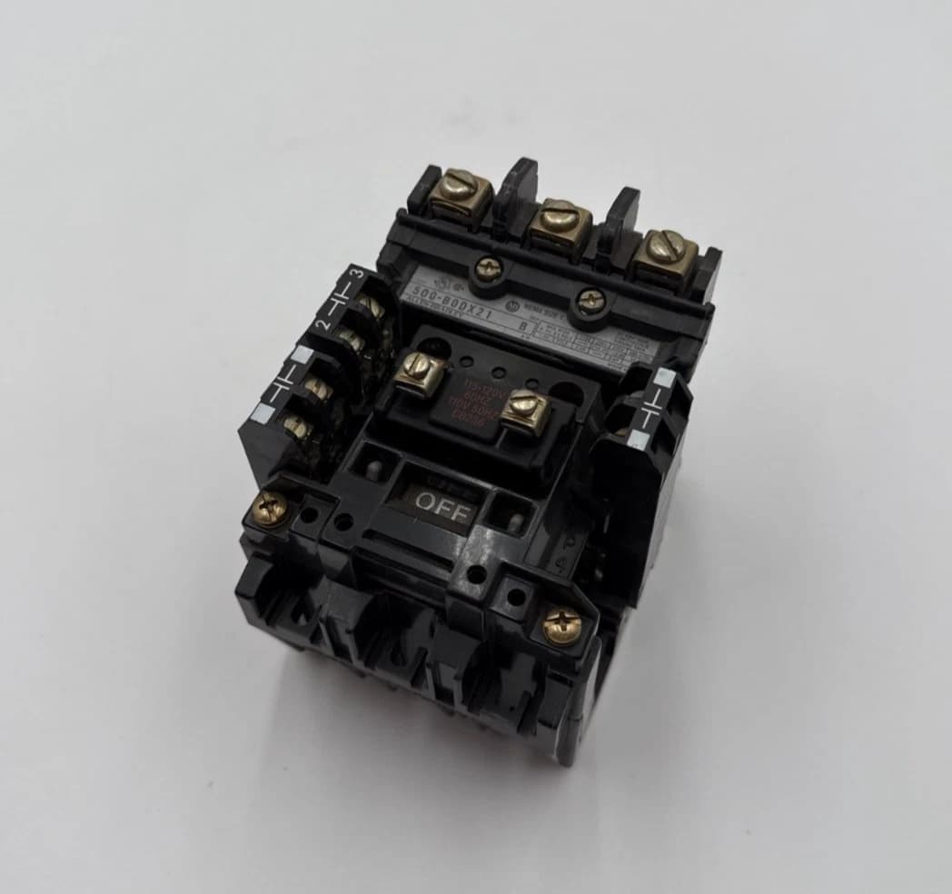 Allen Bradley 500-B0DX21 Contactor NEMA Size 1 27A 3P 600V 10HP Coil 110/120V – image 1