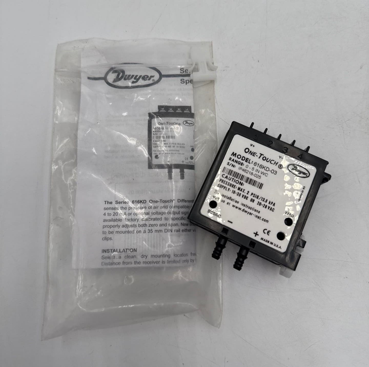 Dwyer 616KD-03 One-Touch Differential Pressure Transmitter 0-5 inwc – image 1
