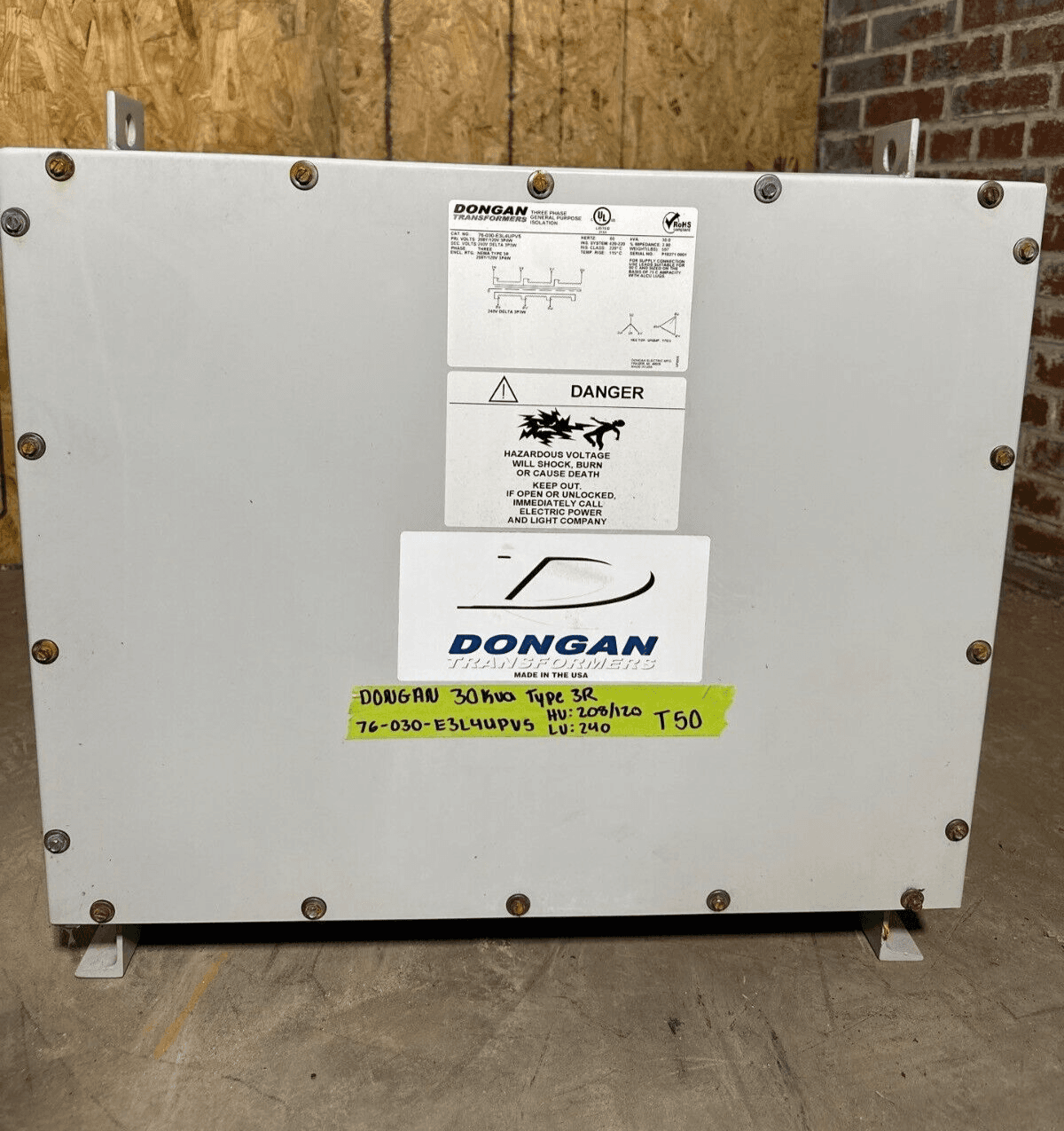 Dongan 76-030-E3L4UPVS Dry Type Transformers — image 1 of 6