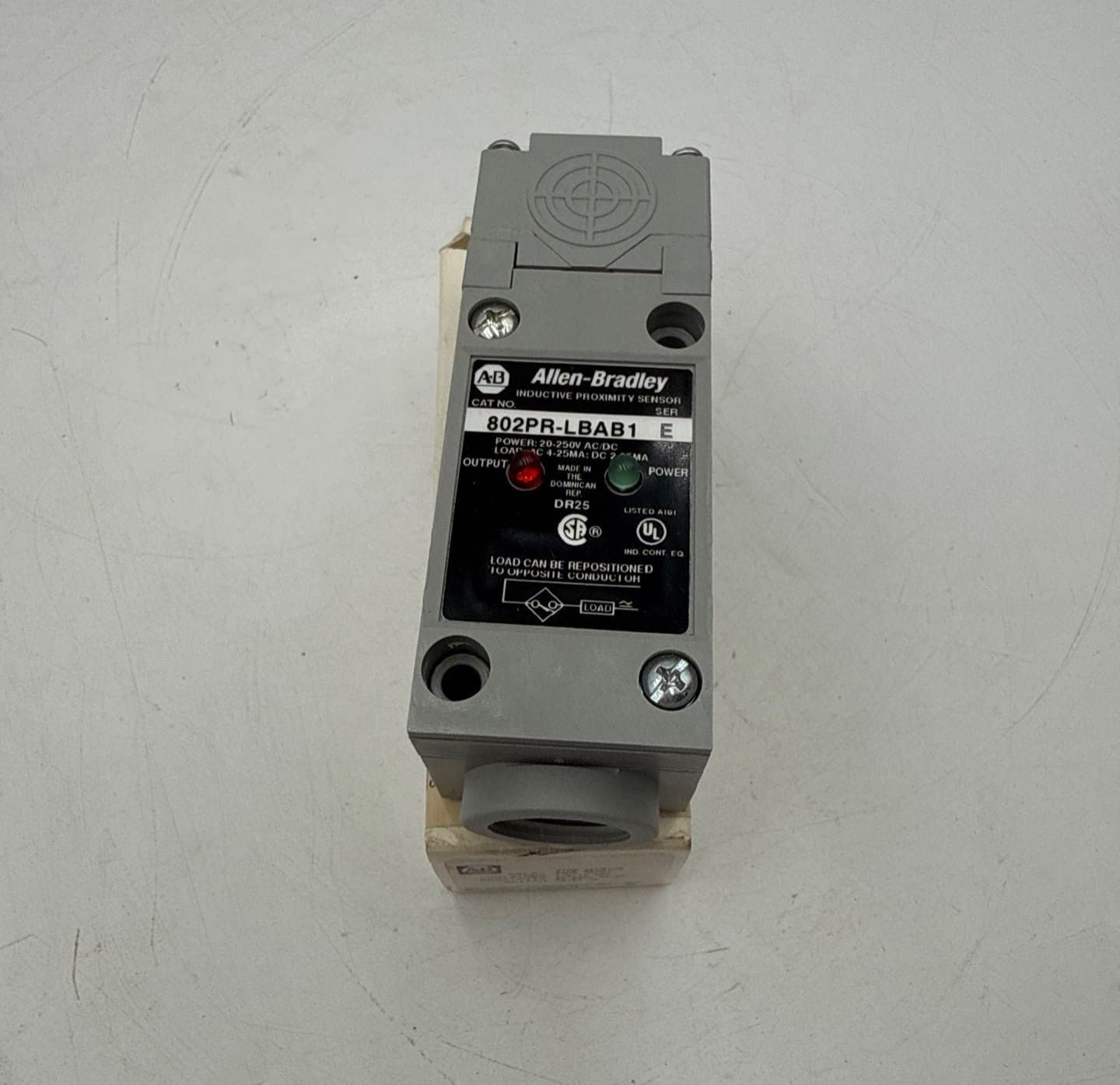 Allen-Bradley 802PR-LBAB1 Accessory — image 1 of 8