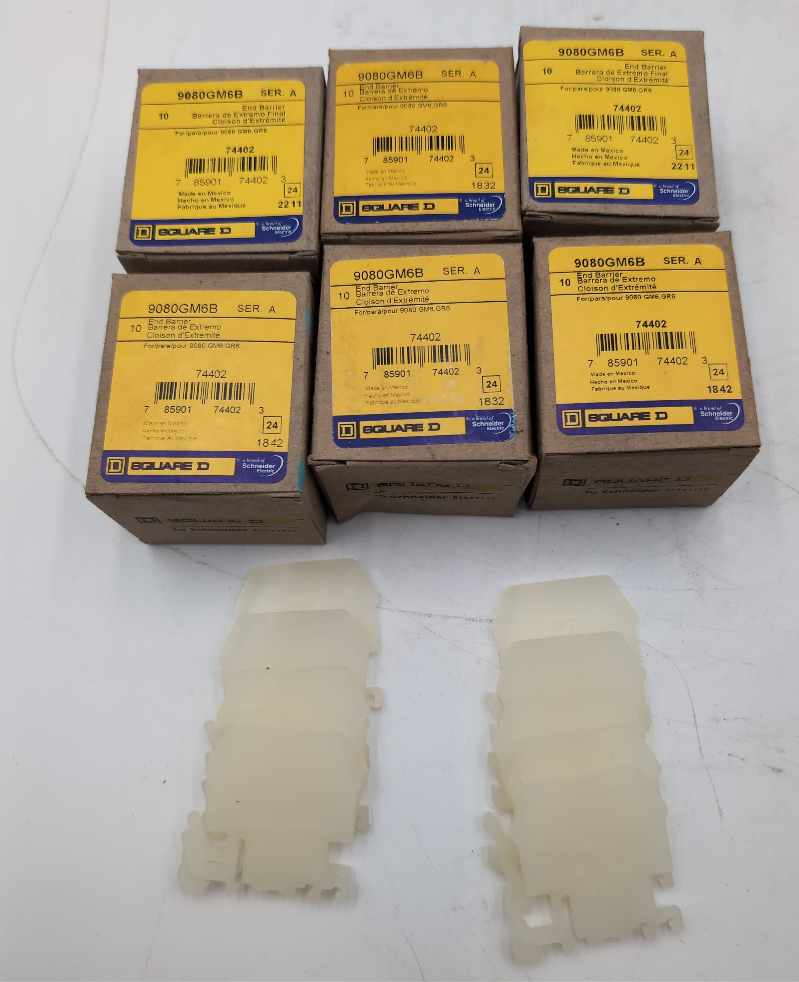 Square D 9080GM6B Nylon End Barriers Lot of 60 pcs NEW – image 1