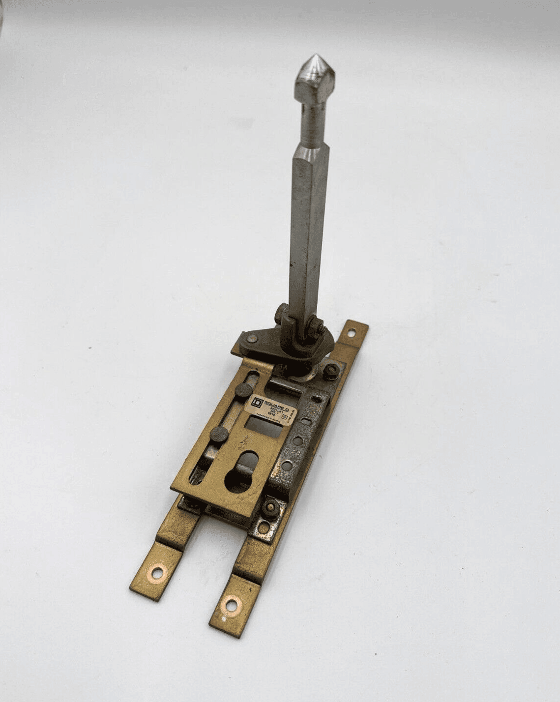 Square D 9421LK1 Circuit Breaker Accessory — image 1 of 6
