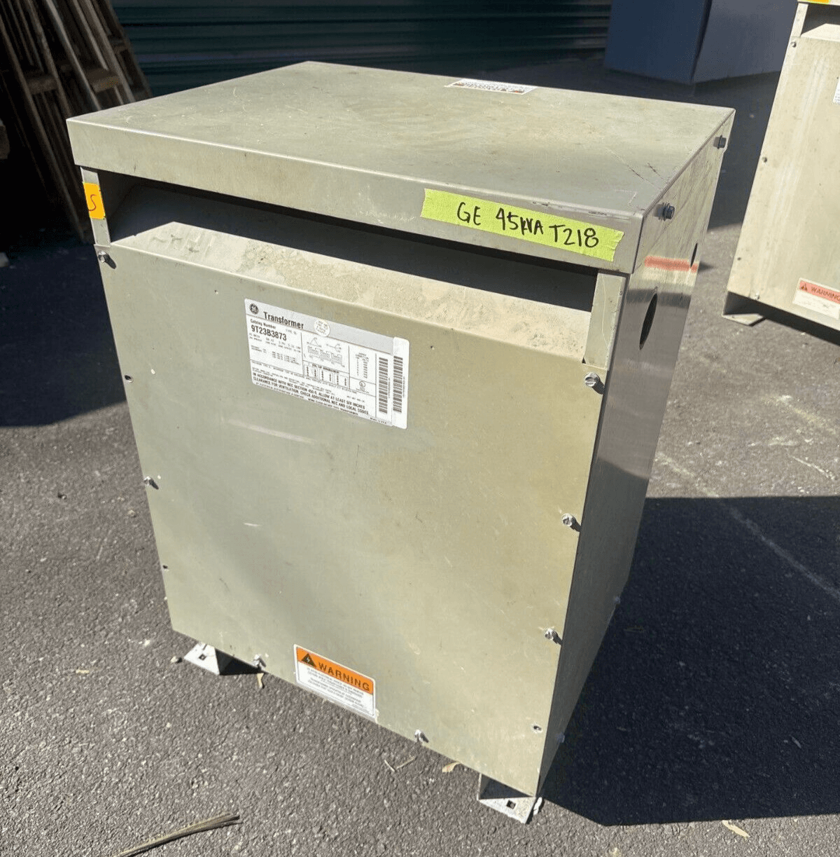45 KVA GE 9T23B3873 Transformer Pri 480V Sec 208/120V 3PH Type 2 Encl Indoor – image 1