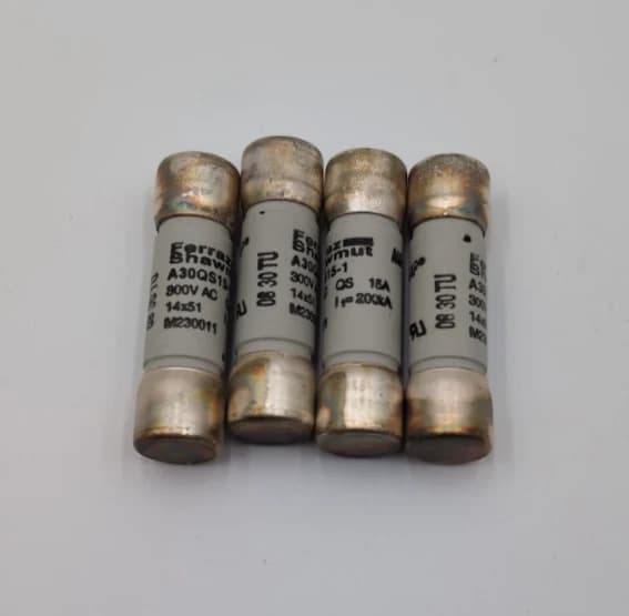 Ferraz Shawmut A30QS15-1 Fuse — image 1 of 4