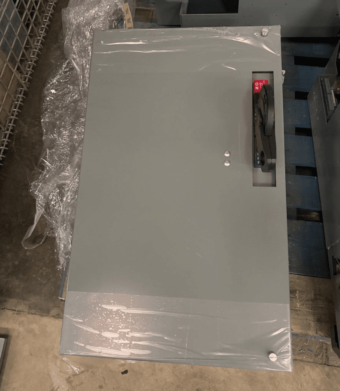 Allen-Bradley 1494U-D200 MCC Bucket — image 1 of 8