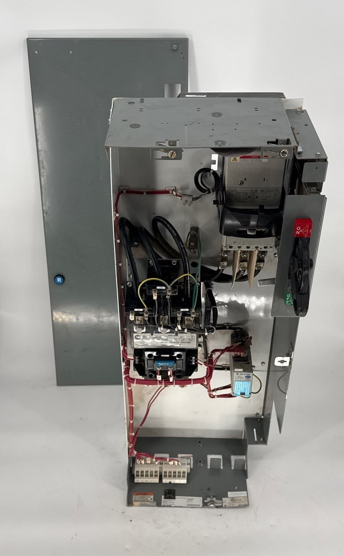 Allen-Bradley 2100 MCC Bucket — image 1 of 7