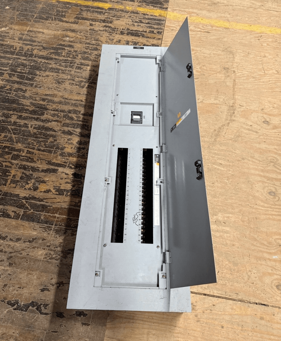 GE AEF3424BT Panel — image 1 of 11