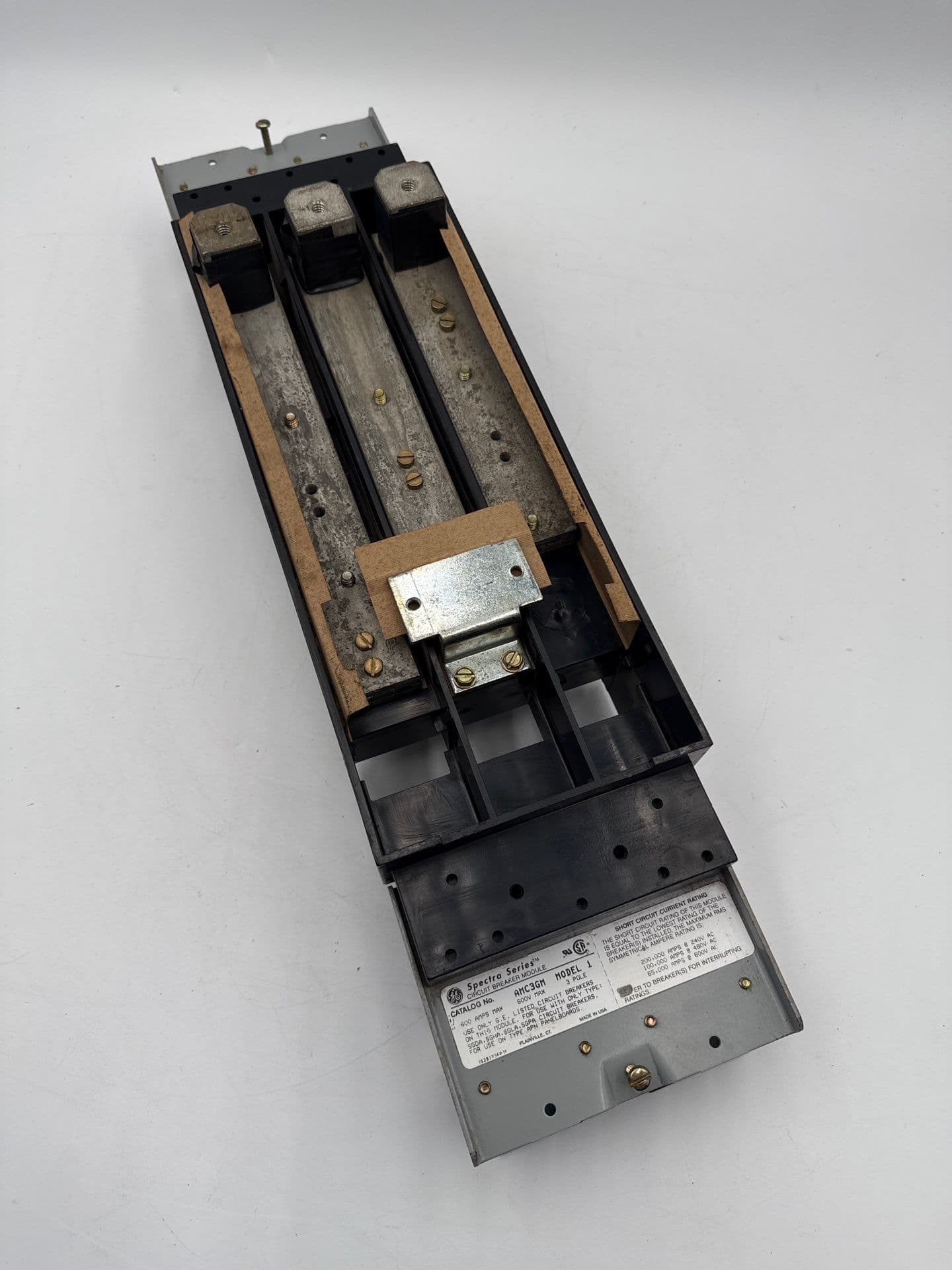 GE AMC3GM Circuit Breaker Accessory — image 1 of 7
