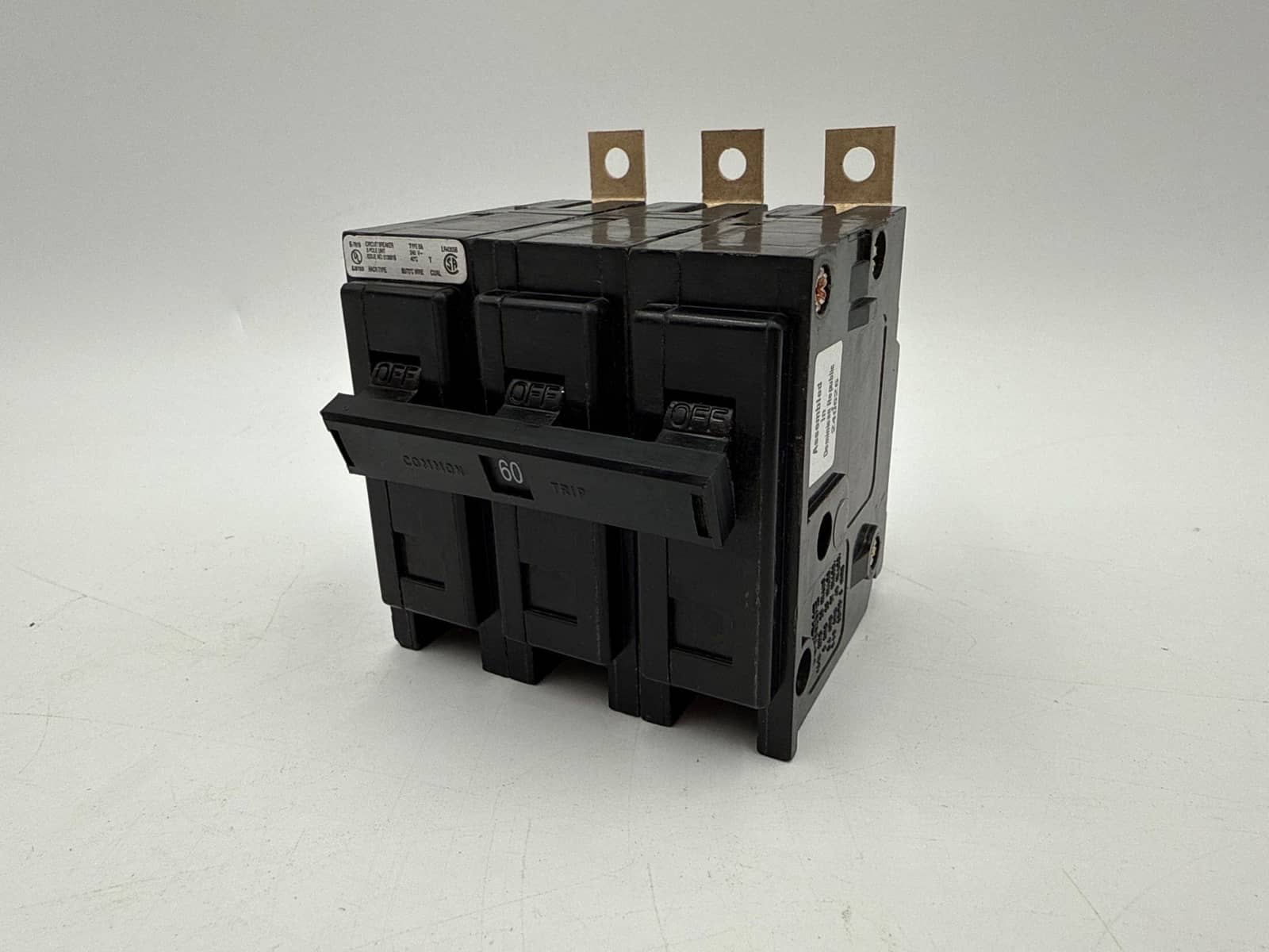 Eaton BAB3060H Circuit Breaker — image 1 of 6