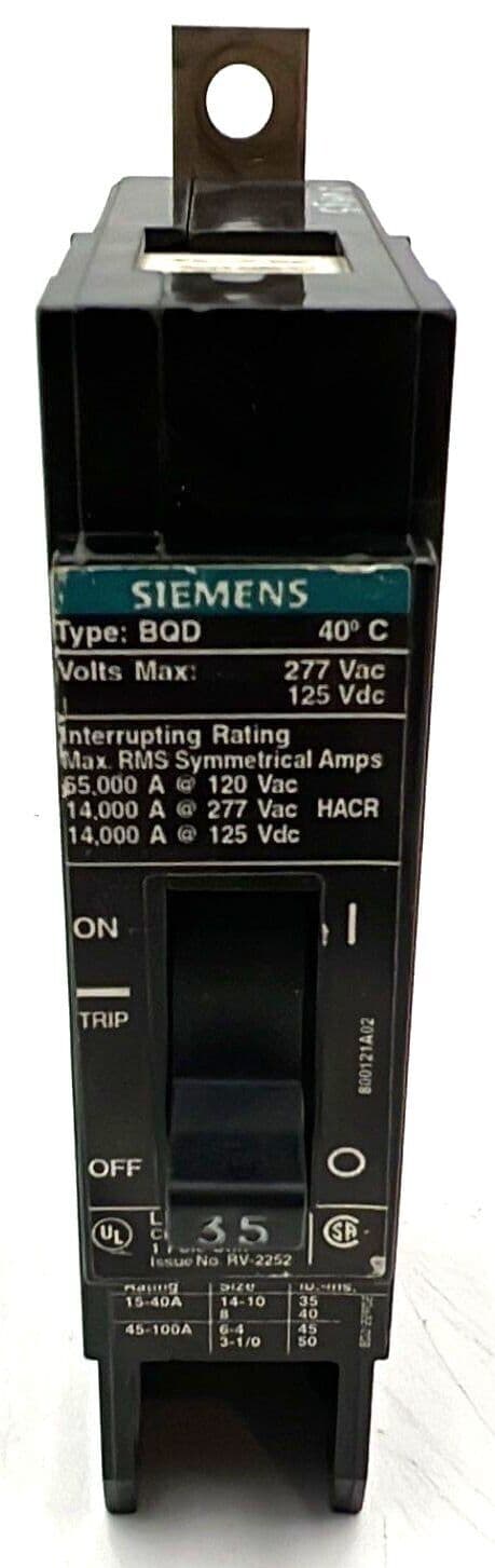 Siemens BQD135 Circuit Breaker — image 1 of 4