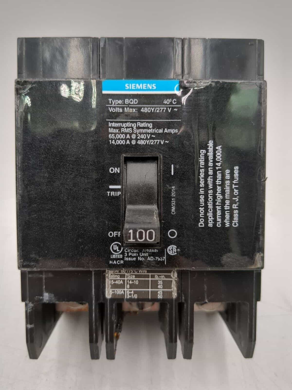 Siemens BQD3100 Circuit Breaker — image 1 of 6