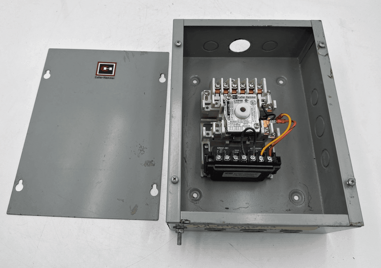 Cutler-Hammer C323CM2 Contactor — image 1 of 8
