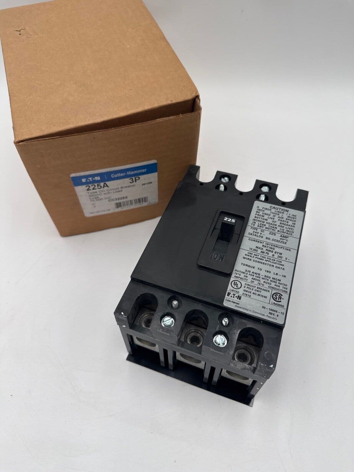 Eaton CC3225X Circuit Breaker 225A 3P 240V 3PH CC 10kA 225 Amp 3 Pole – image 1