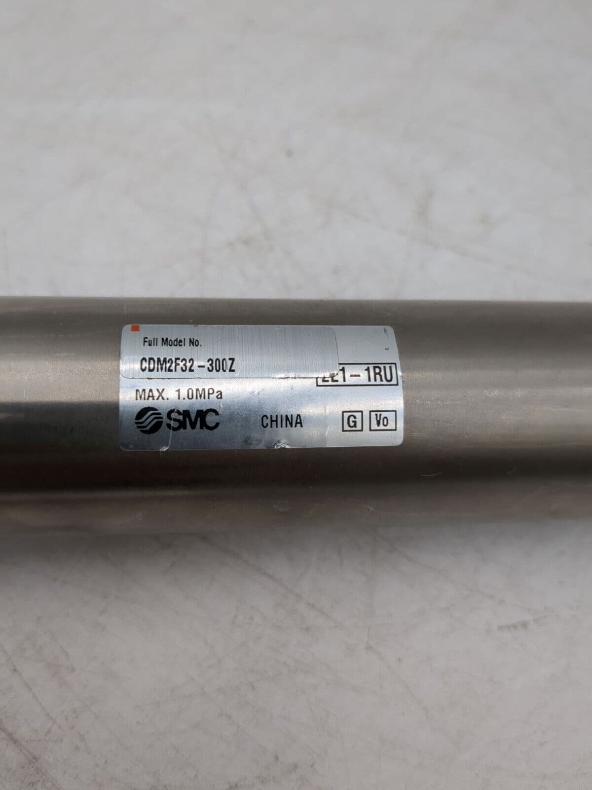 SMC CDM2F32-300Z PLC — image 1 of 5