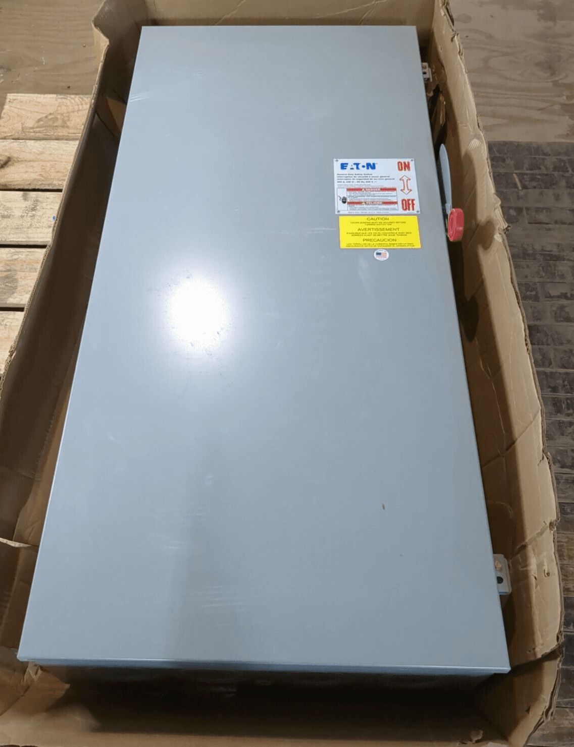 Eaton DG326FGK Disconnect — image 1 of 9
