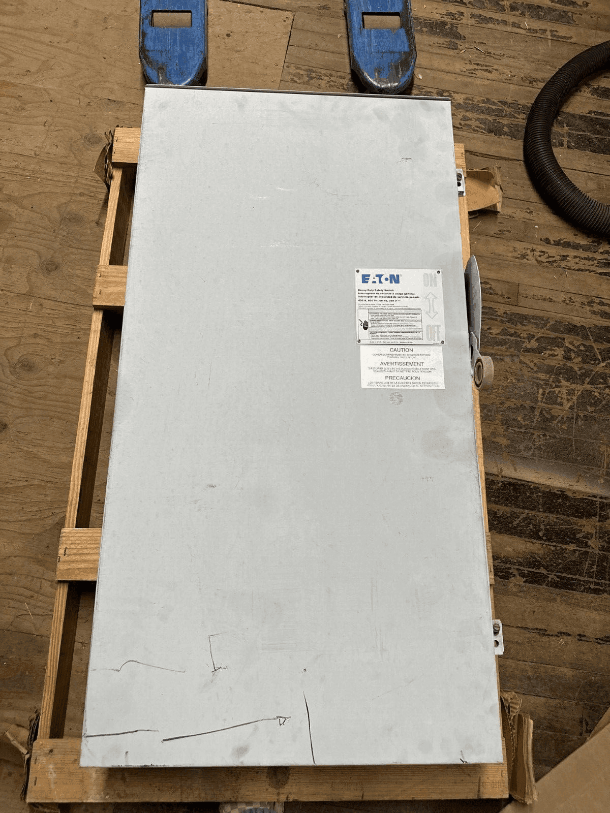Eaton DH365URK Disconnect — image 1 of 8