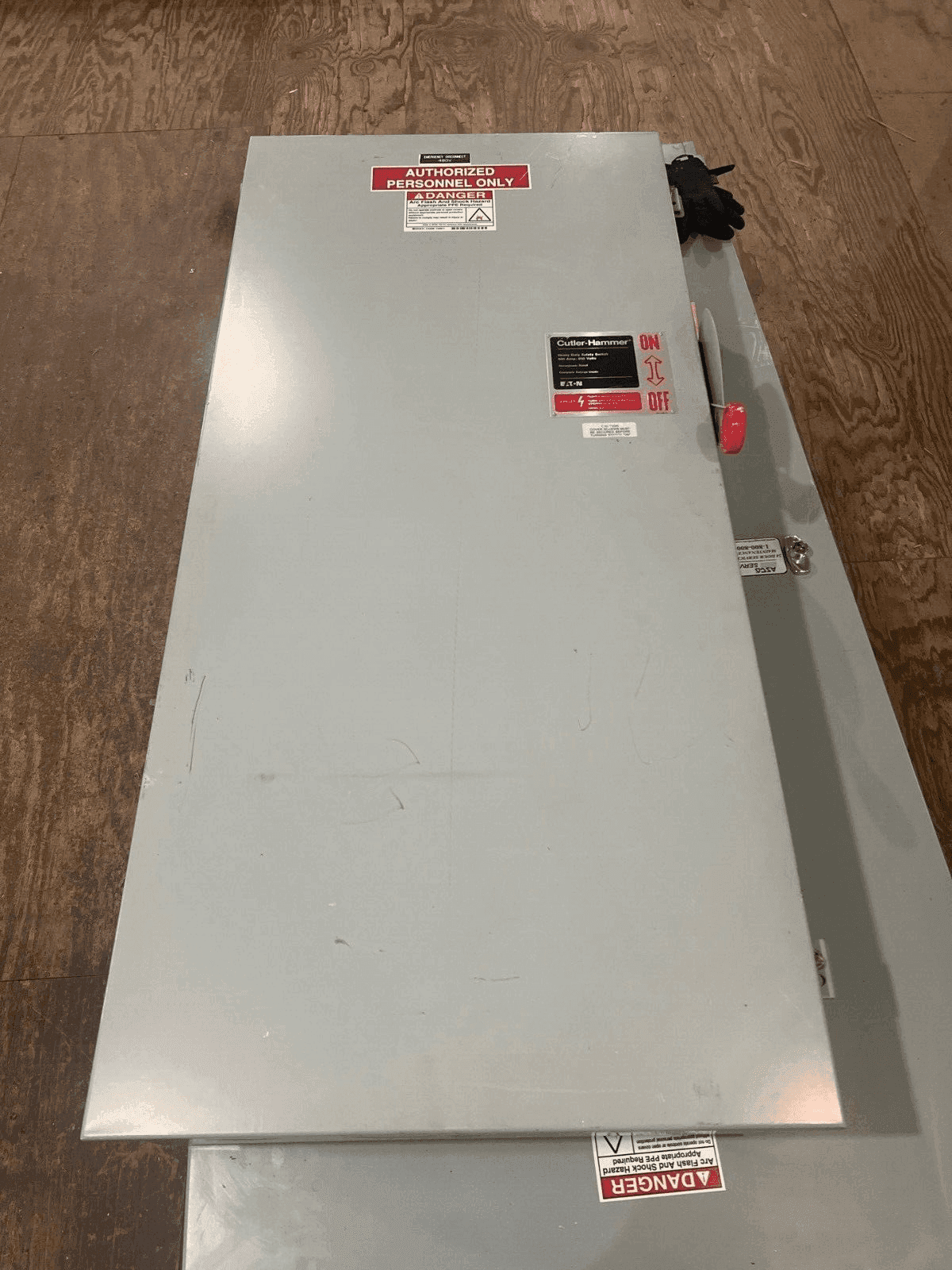 Eaton DH366UGK Disconnect — image 1 of 8