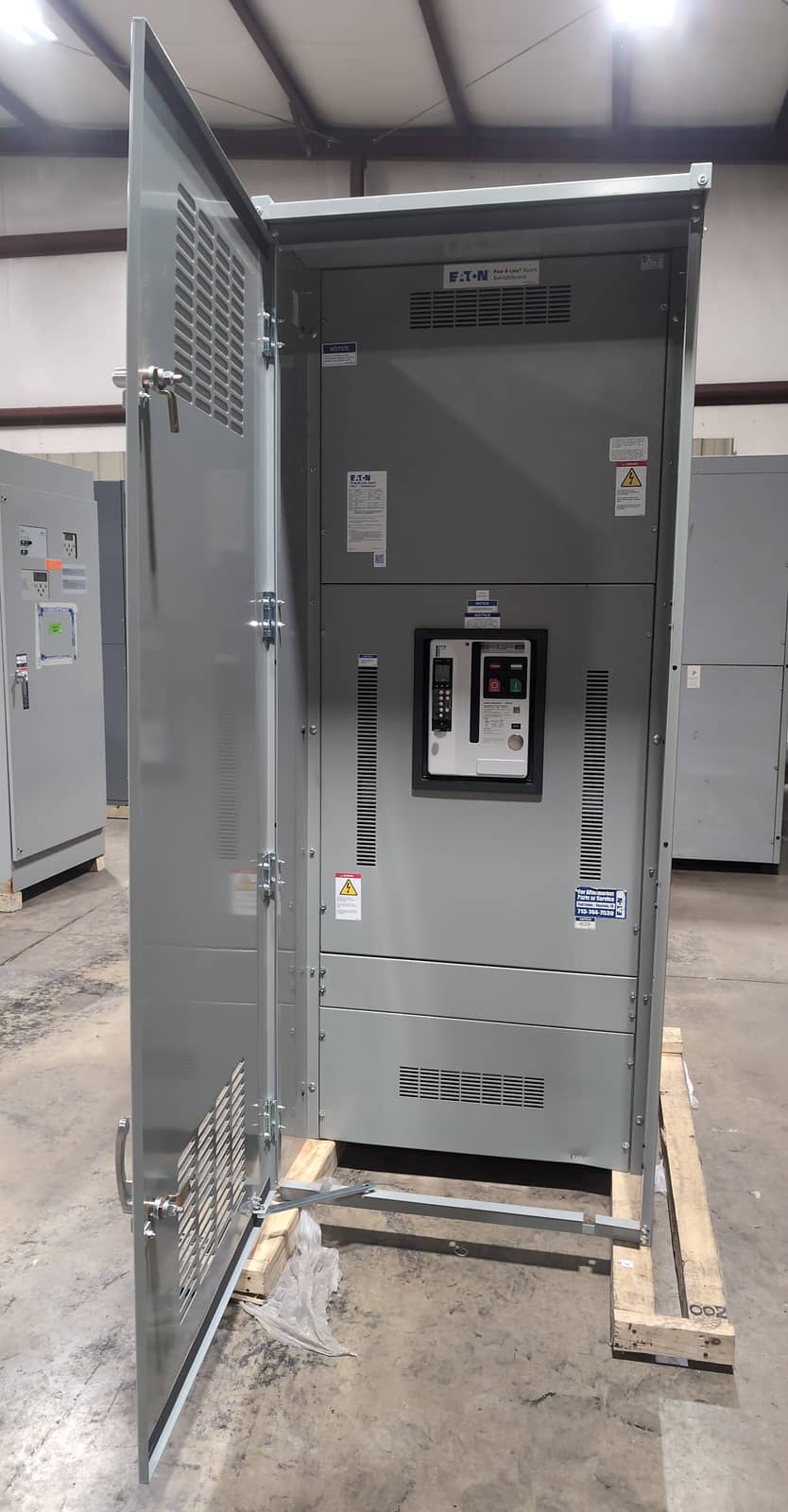 Eaton PRLX Switchboard — image 1 of 12