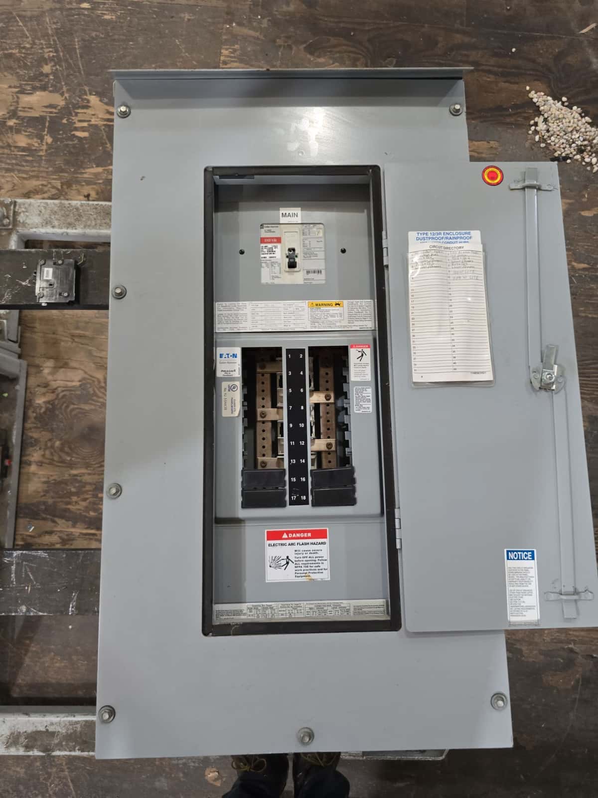 Eaton PRL1A Panel — image 1 of 6