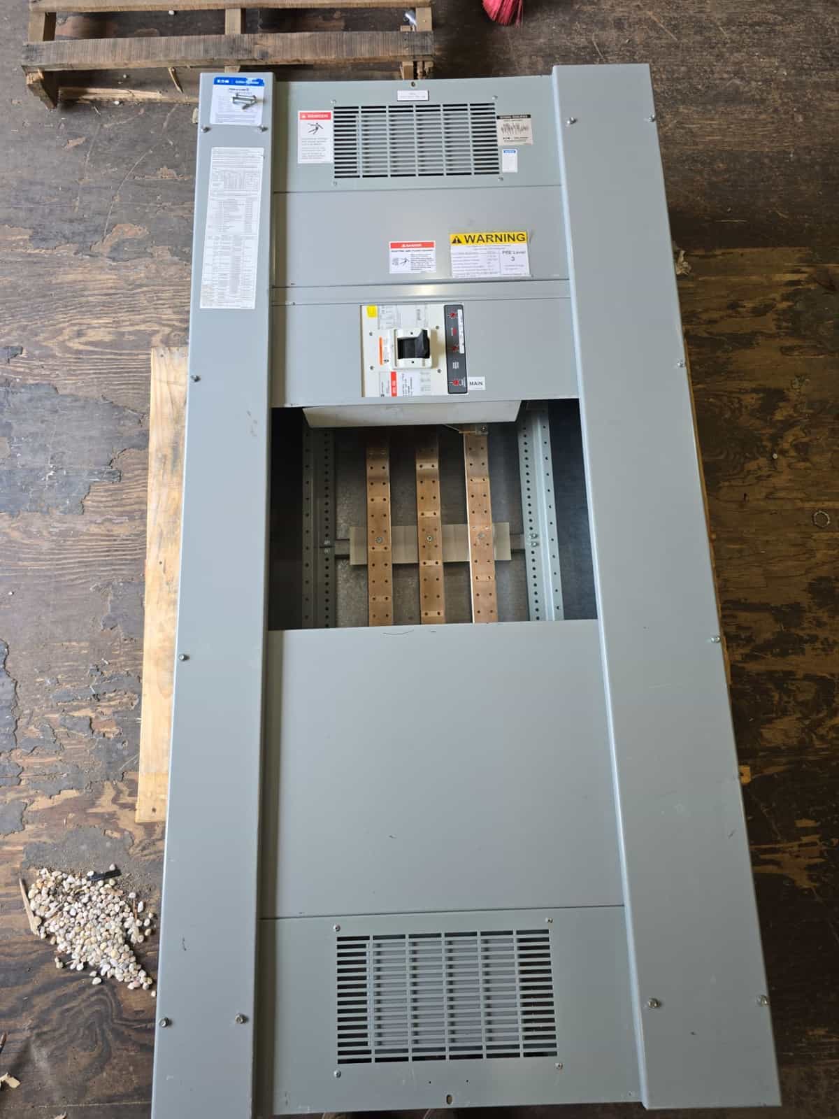 Eaton PRL4 Panel — image 1 of 8