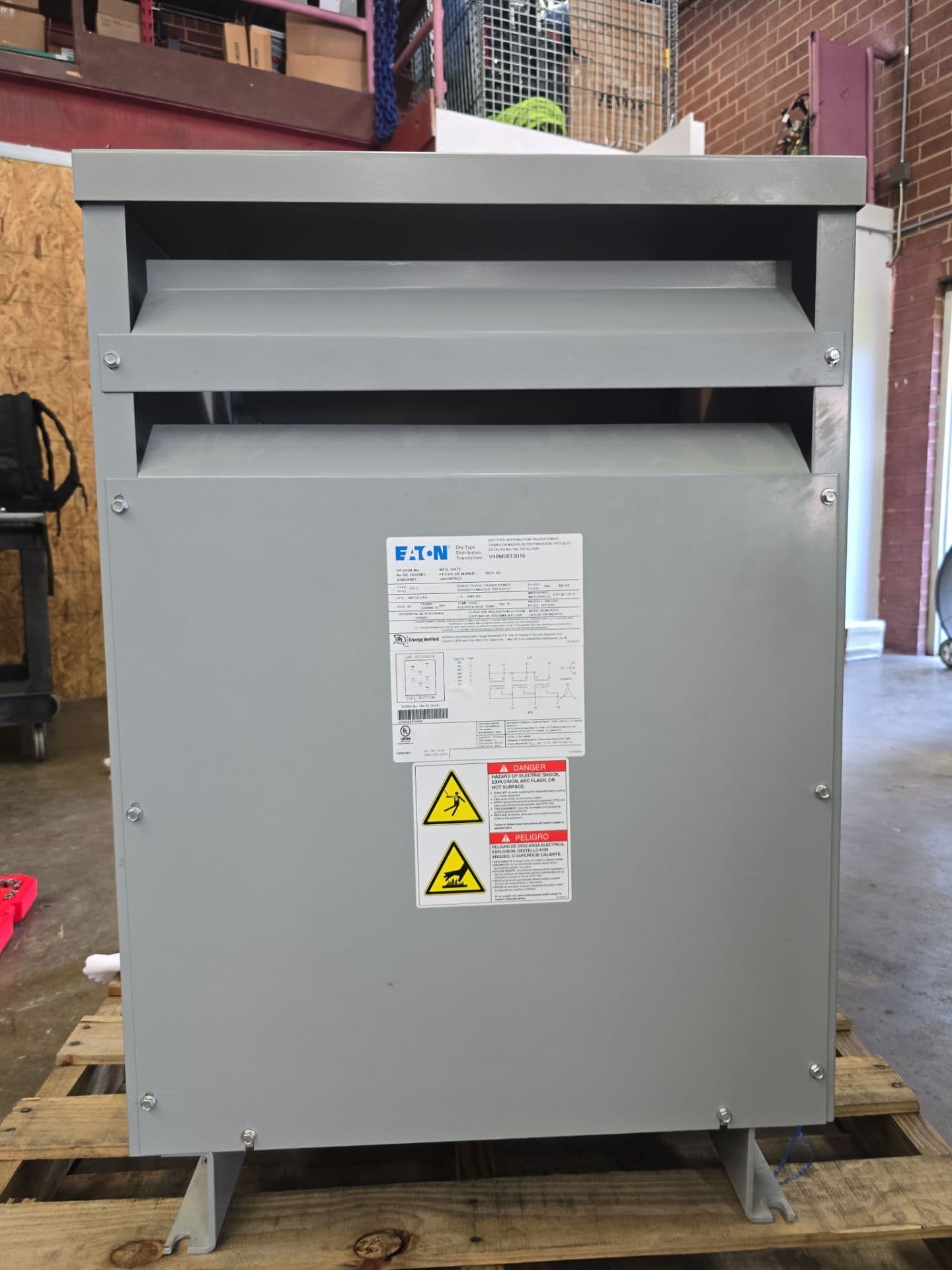 30kVA Eaton V48M28T3016 Transformer 3PH Pri 480V Sec 208/120V Indoor T274 G02S04 – image 1