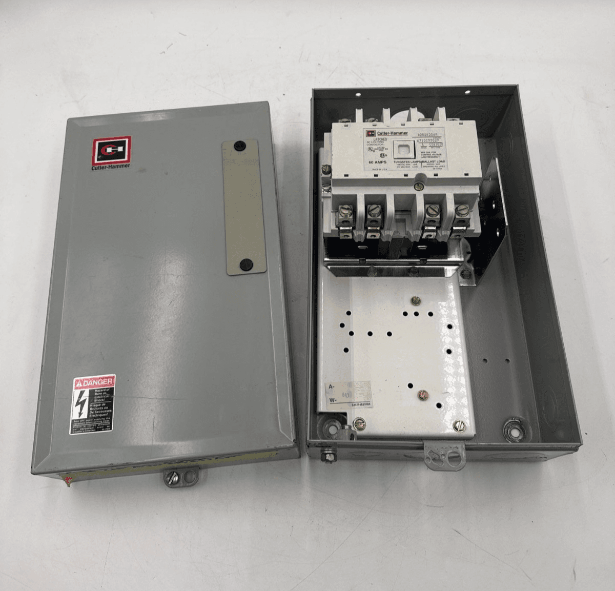 Cutler-Hammer A202K2DAM Contactor — image 1 of 11