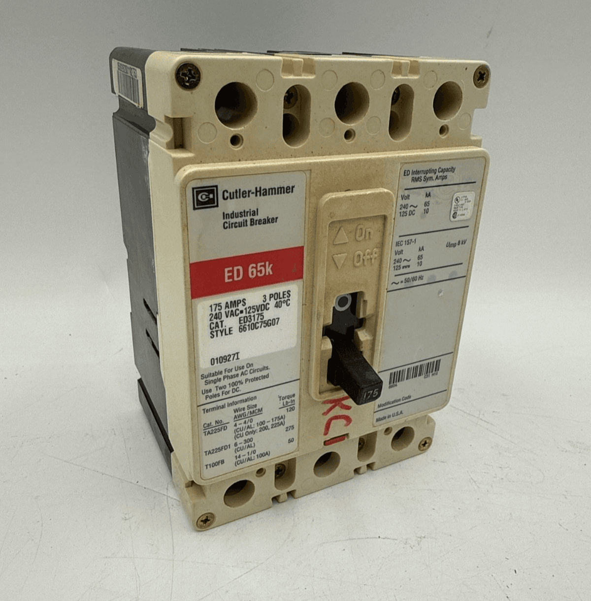 Cutler Hammer ED3175 Circuit Breaker 175A 3P 240V 3PH ED 65k 175 Amp 3 Pole – image 1