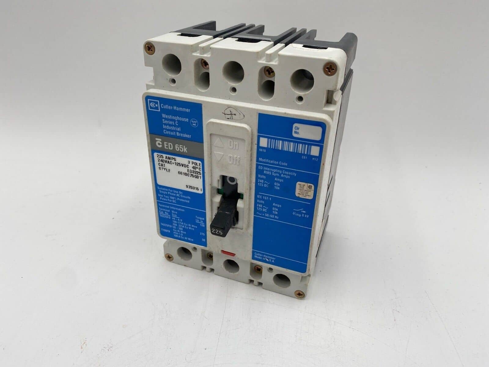 Eaton ED3225 Circuit Breaker — image 1 of 12