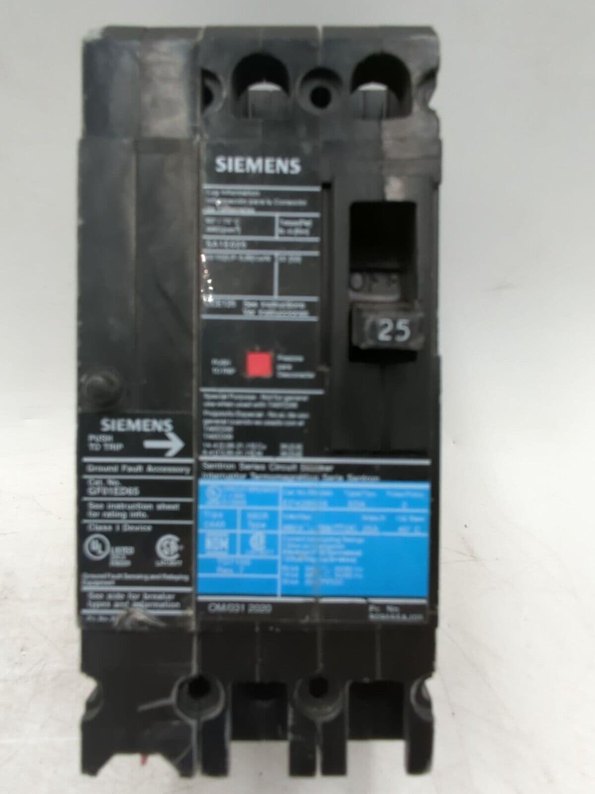 Siemens ED42B025 Circuit Breaker — image 1 of 6