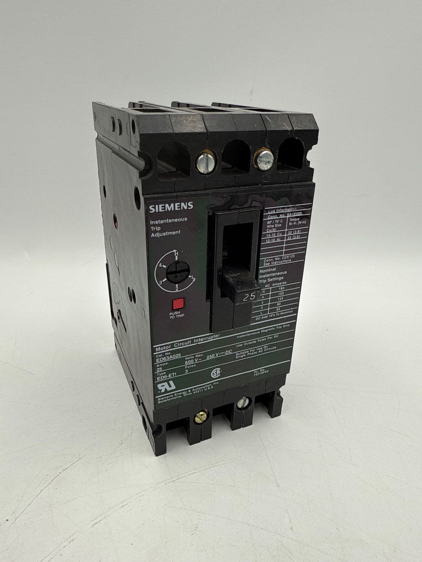 ITE Siemens ED63A025 Circuit Breaker 25A 3P 600V 3PH ED6-ETI 25 Amp 3 Pole Black