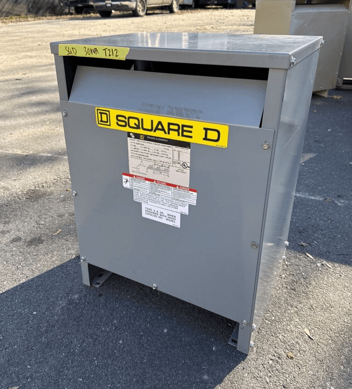Square D EE30T1814H Dry Type Transformers — image 1 of 11