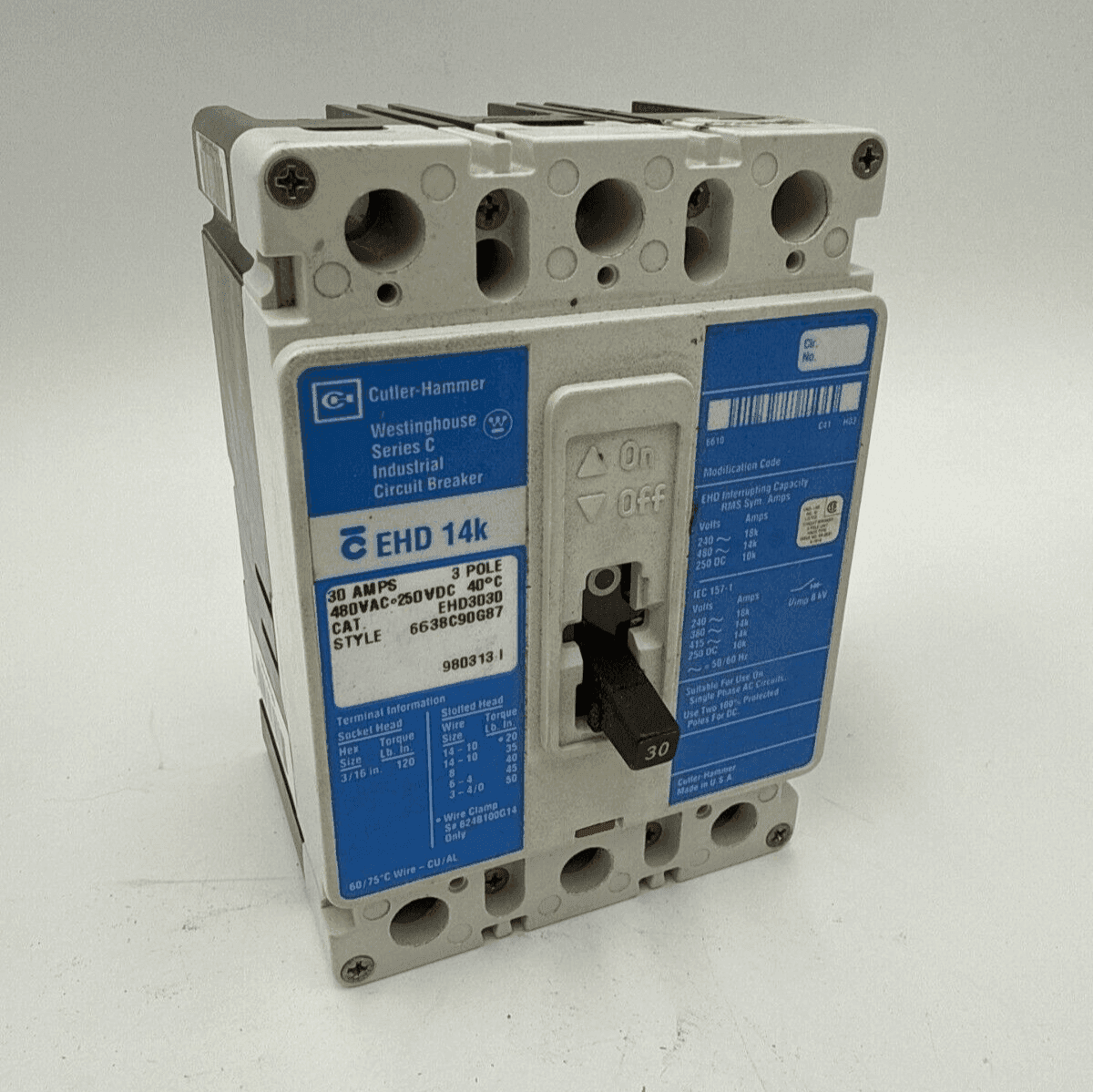 Cutler-Hammer EHD3030 Circuit Breaker — image 1 of 9