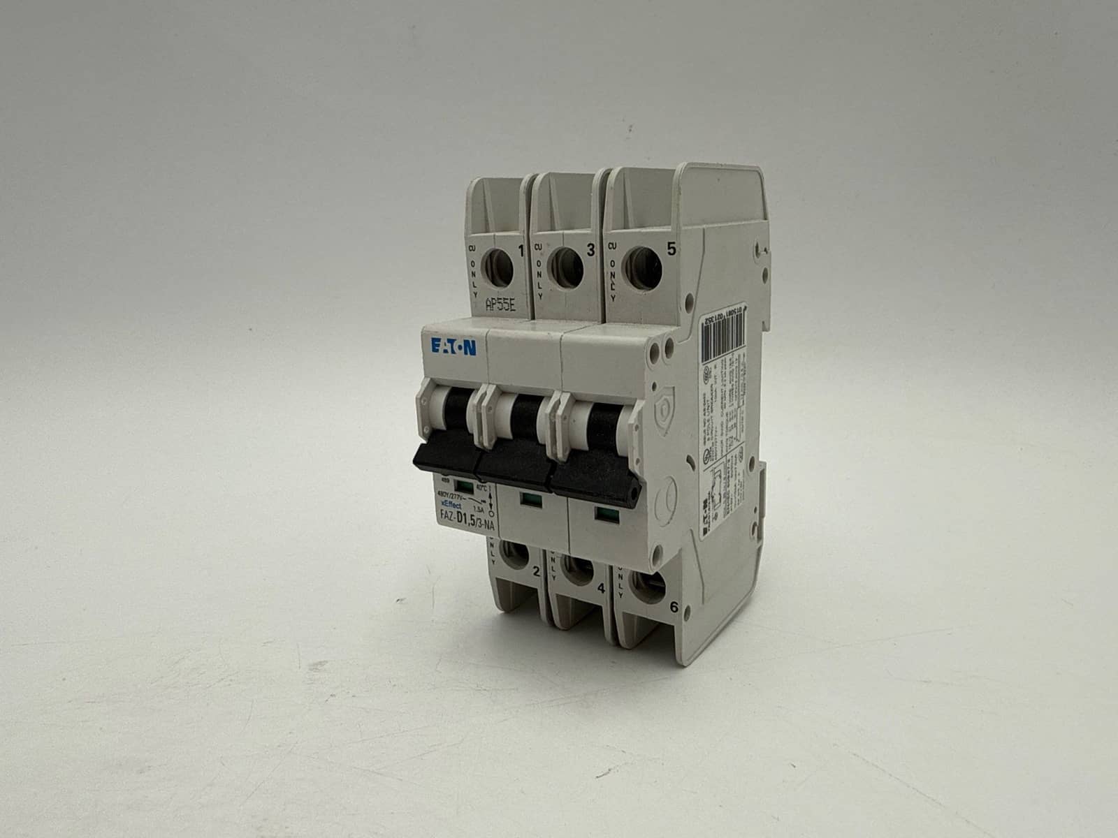 Eaton FAZ-D1.5/3-NA Circuit Breaker — image 1 of 6