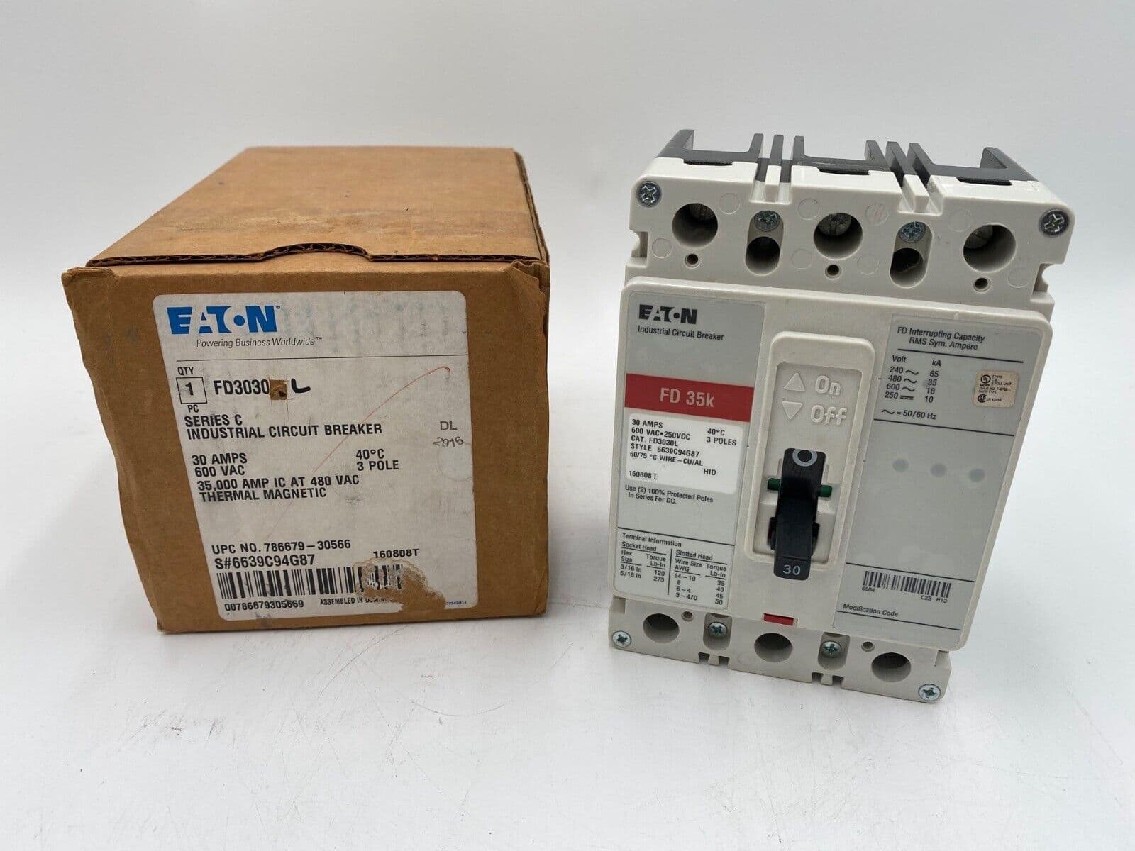 Eaton FD3030L Circuit Breaker — image 1 of 12