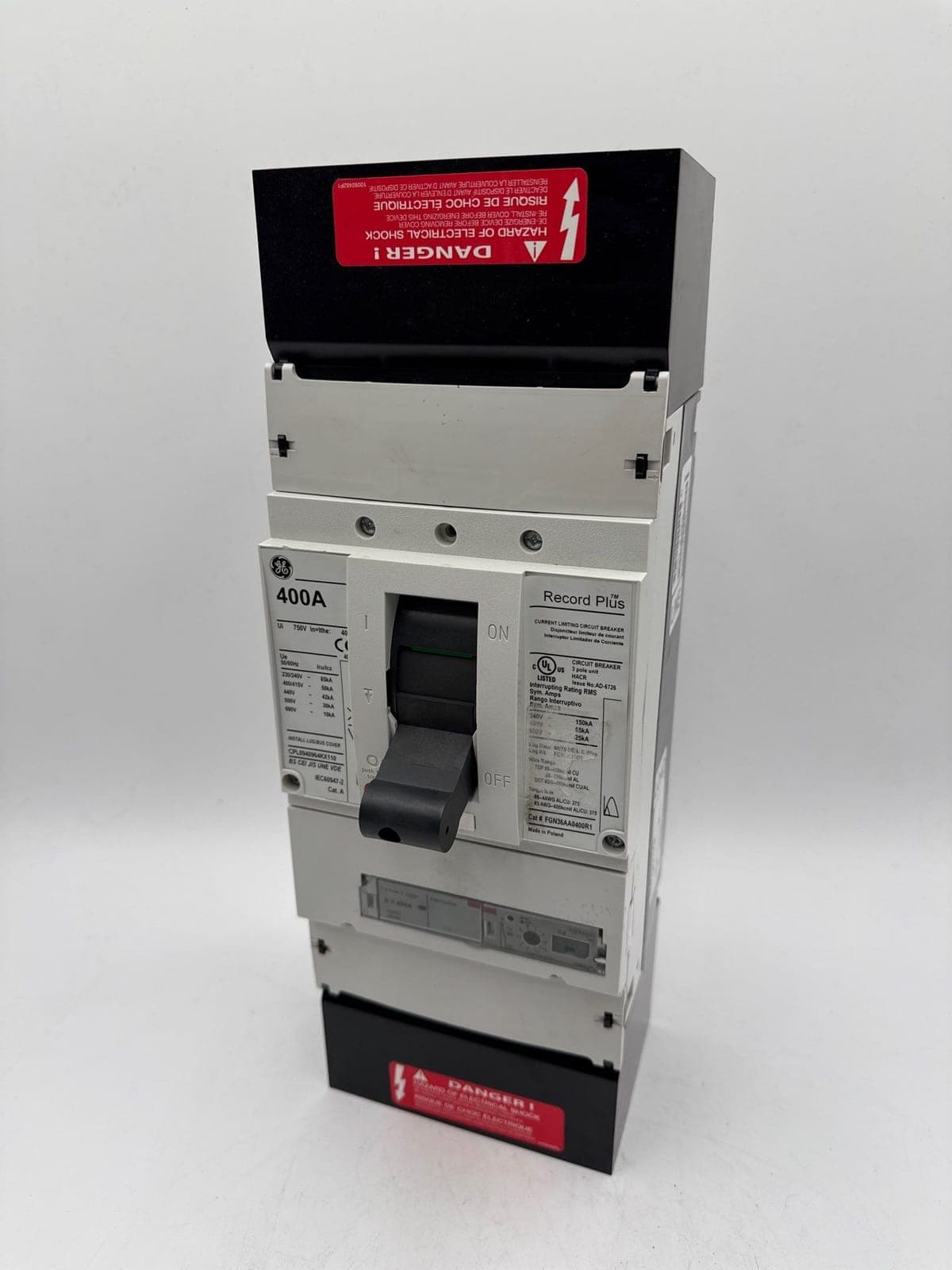 GE FGN36DB400U Circuit Breaker — image 1 of 9