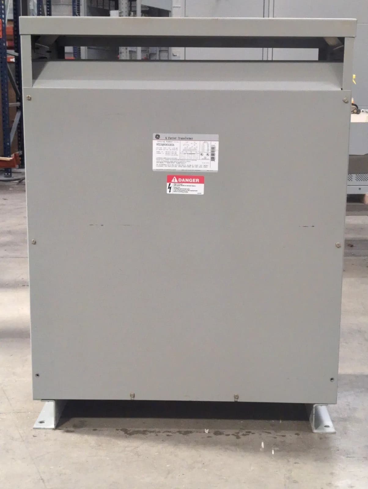112.5KVA GE 9T23Q9565G03A Transformer 3PH Pri 480V Sec 208/120V Indoor Encl