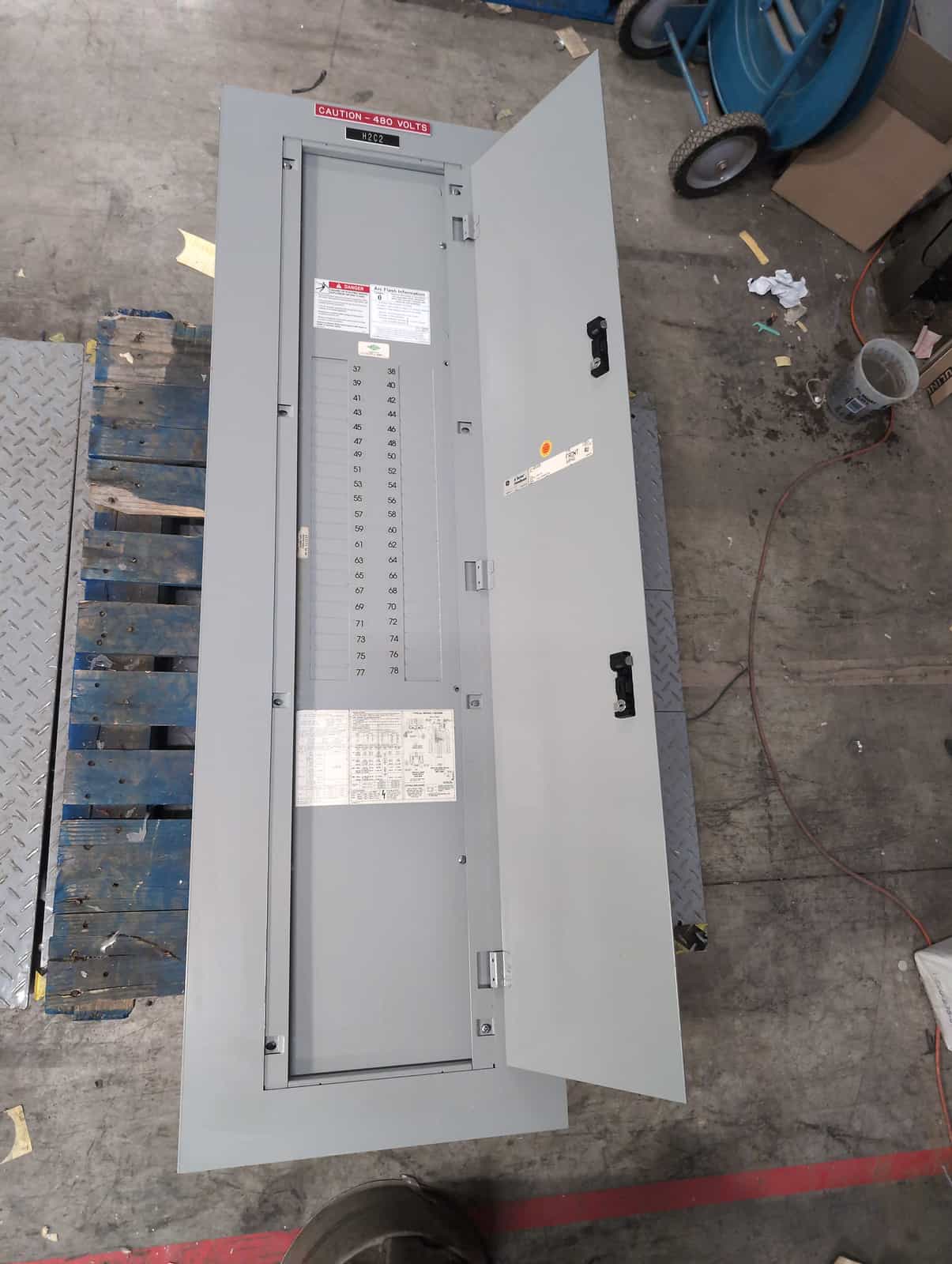 GE AEF3424 Panel — image 1 of 12