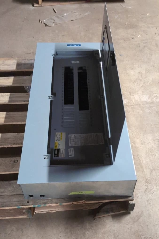 GE AQF3422MB Panelboard 225A 208Y/120V 3PH 42 Cir Main Lug MLO Panel 225 Amp – image 1