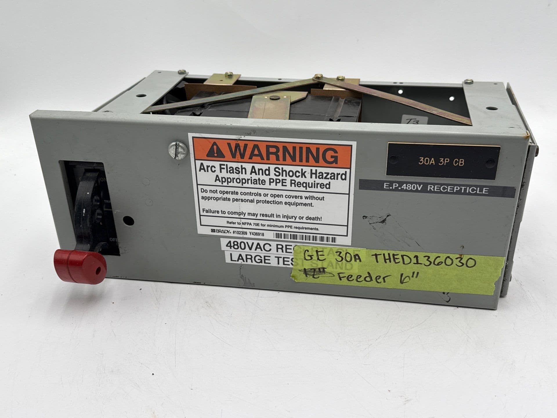 GE 8000 6" 30A MCC Feeder Bucket 30 Amp Breaker THED136030 – image 1