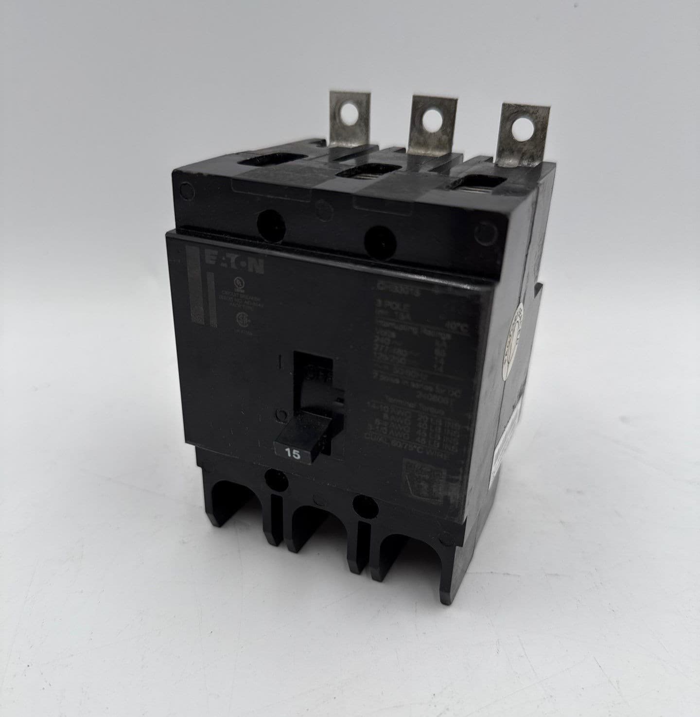 Eaton GHB3015 Circuit Breaker 15A 3P 480V 3PH Bolt on GHB 15 Amp 3 Pole – image 1